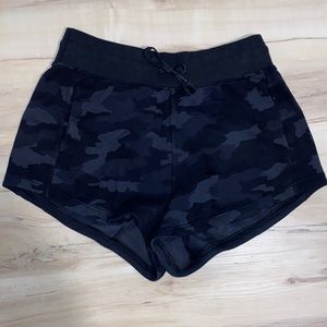 Lululemon-INNER GLOW SHORT 3" *TERRY